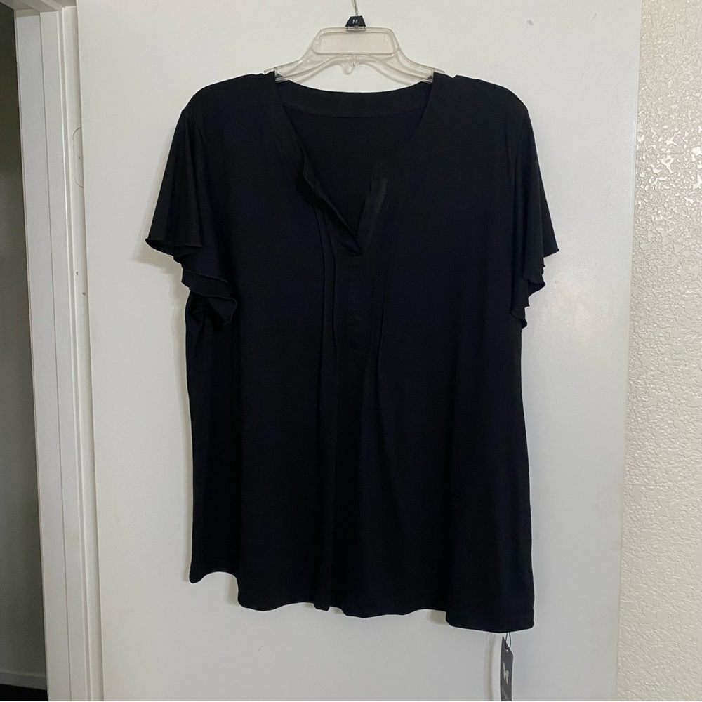 Chic Black Women's v neck Blouse
